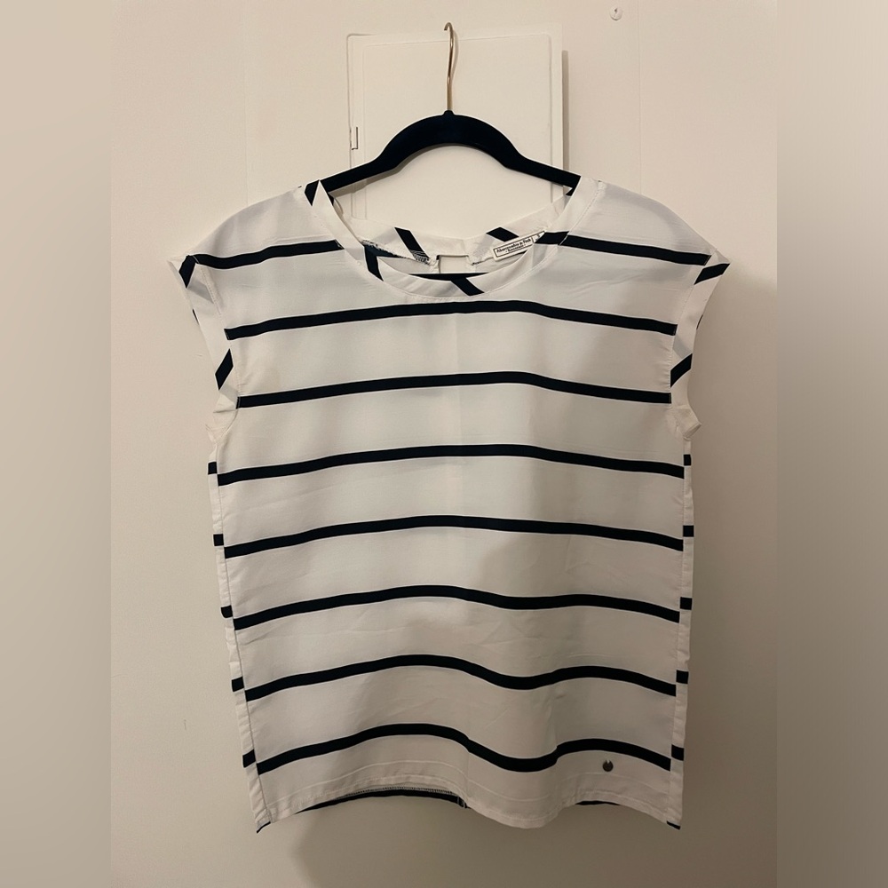 Abercrombie & Fitch Essentials Striped Blouse